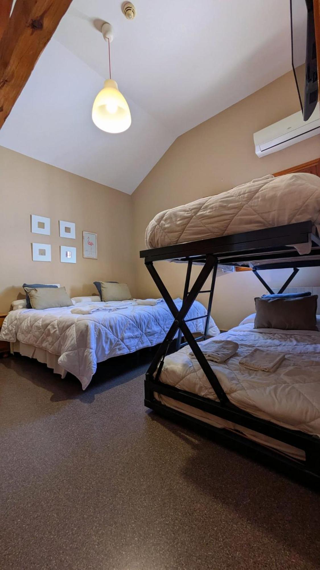 Hostal El Convent De Moncada Zewnętrze zdjęcie